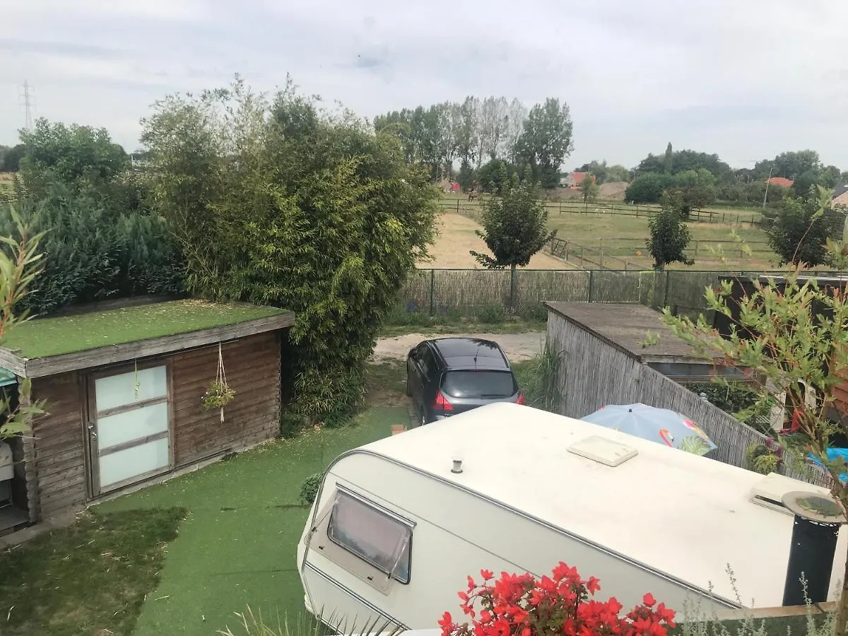 Gardencaravan near Ghent in green area